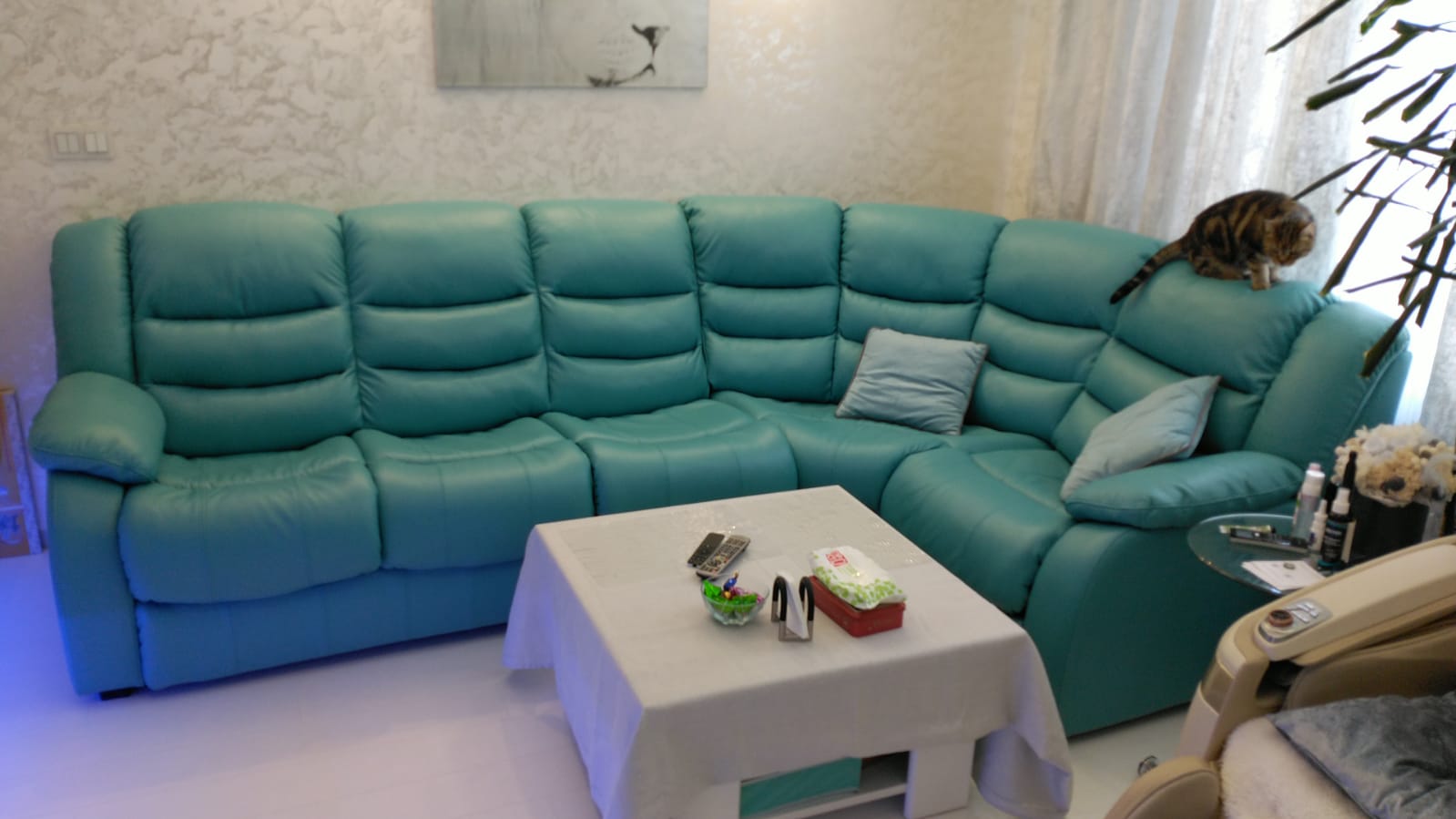 Перетяжка дивана на дому. Кимры